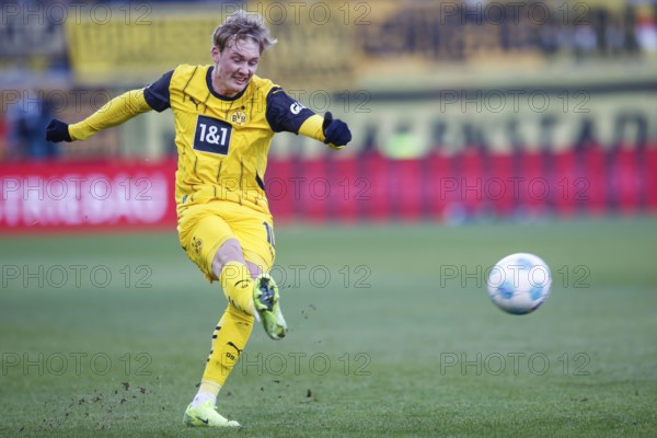 Germany: Soccer 1st Bundesliga, Matchday 20 - 1. FC Heidenheim vs. Borussia Dortmund - Voith-Arena