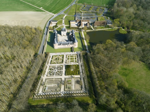 Castle of Chamerolles, Chilleurs-aux-Bois, Loiret, Centre Val de Loire, France, Europe