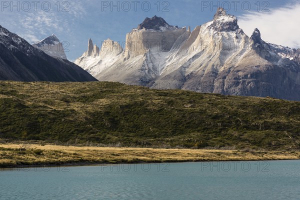 Cuernos del Paine, 2600 metros, trekking W, Parque nacional Torres del Paine, Sistema Nacional de