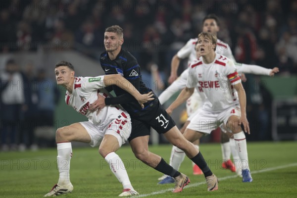 BEAUTIFUL SPORTS/ (DFL/DFB REGULATIONS PROHIBIT ANY USE OF PHOTOGRAPHS AS IMAGE SEQUENCES AND/OR