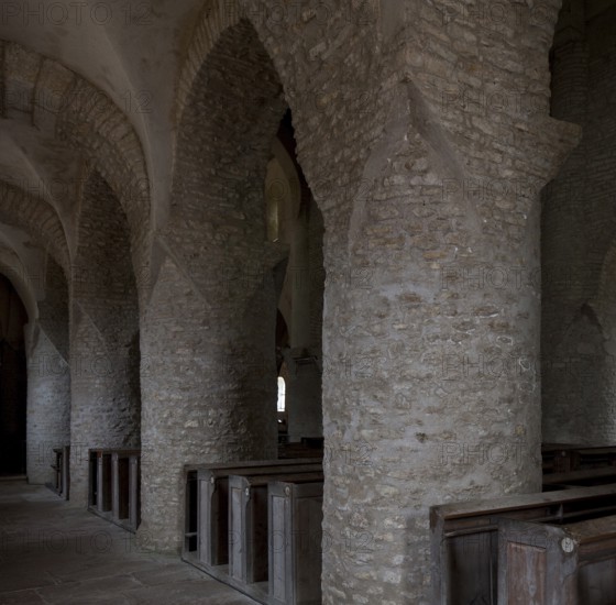 Chapaize, priory church of St-Martin, built at the beginning of the 11th century, north aisle to