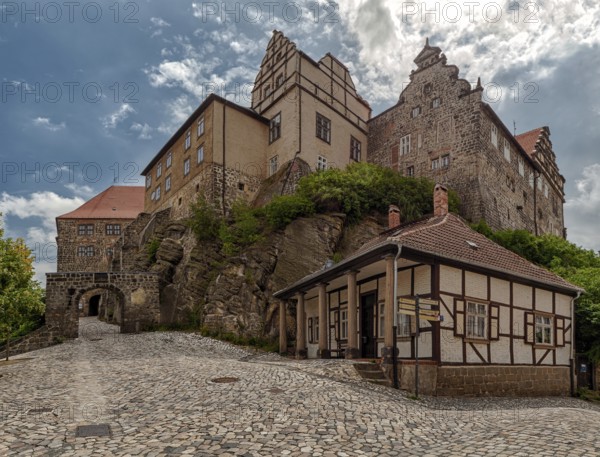 Quedlinburg is a town located north of the Harz mountains, in the district of Harz in the west of