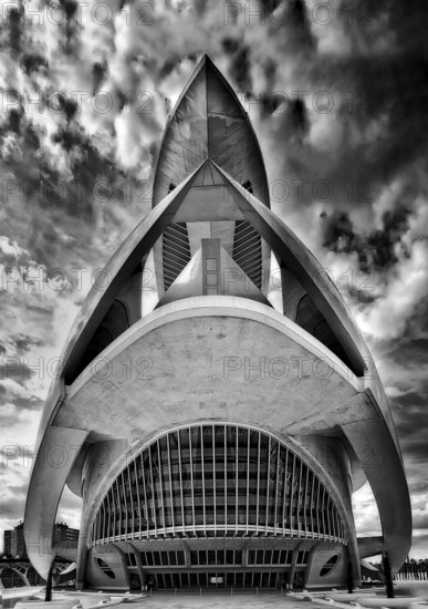 Palau de les Arts Reina Sofía is part of the Ciudad de las Artes y las Ciencias, The architect