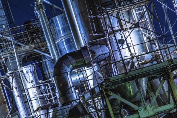 Factory night view of Kawasaki Keihin industrial zone. Shooting Location: Kawasaki City, Kanagawa