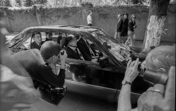 Germany, Berlin, 16 May 1992, burial of Marlene Dietrich at the Waldfriedhof in Friedenau,