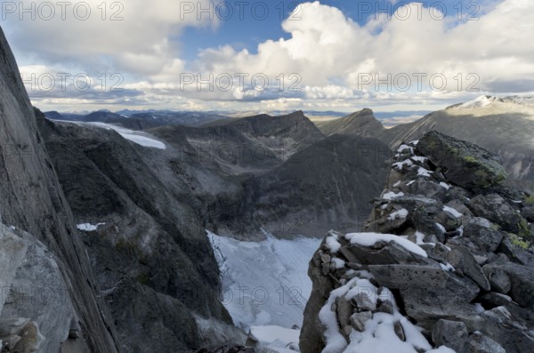 View from Storstyggesvanatinden mountain to Svanadalen valley and Snöhetta mountain,