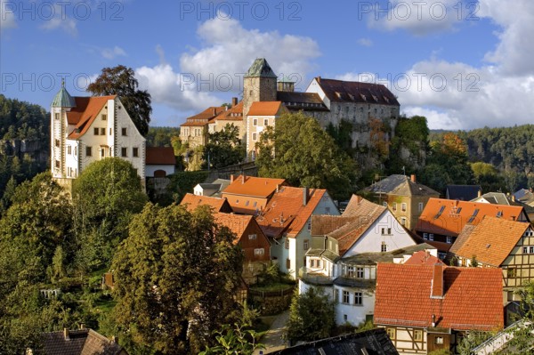 Hohnstein Castle in autumn, Dresden, Saxony, Germany, Saxon Switzerland Dresden, Saxony, Federal