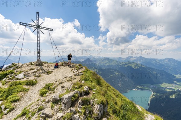 Mountain tour over the Rote Flüh and the Friedberg via ferrata to the Scharschrofen in the Tannheim