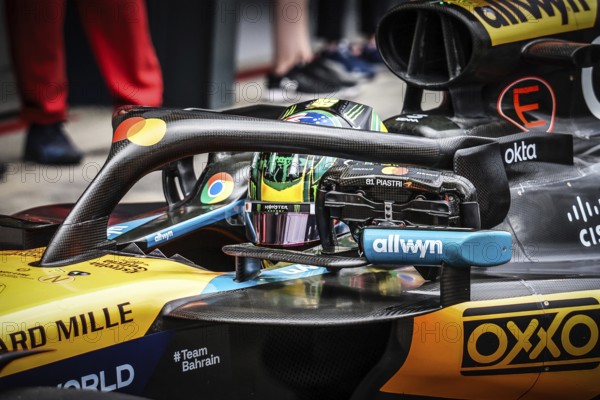 Oscar Piastri of Australia drives the McLaren Formula 1 Team MCL39 and gets second place in