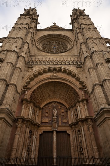 La Seu, Basilica de Santa Maria, Cathedral of St Mary, Palma de Majorca, Majorca, Balearic Islands,