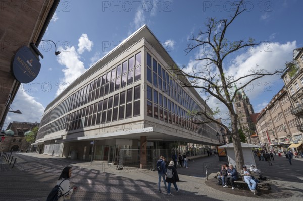 Vacant Karstadt Galeriea building in the city centre, Pfannenschmiedsgasse, Nuremberg, Middle