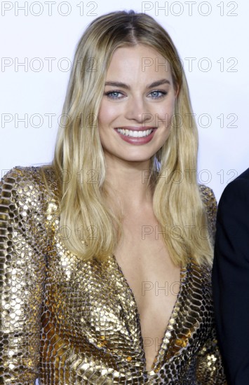 Margot Robbie at the 88th Annual Academy Awards, Press Room held at the Loews Hollywood Hotel in