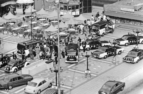 The Norrmalmstorg robbery 23-28 august 1973. Kreditbanken on Normmalmstorg in Stockholm. The first