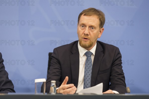 Michael Kretschmer (CDU, Minister-President of the Free State of Saxony) during a press conference