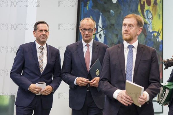 Olaf Lies (SPD, Minister President of Lower Saxony), Friedrich Merz (CDU, Federal Chancellor) and