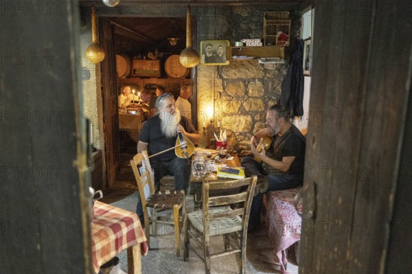Giannis Tavern, Live Music, Kiparissos, Greece, 23.05.2025 < english> Giannis Tavern, Greece, May