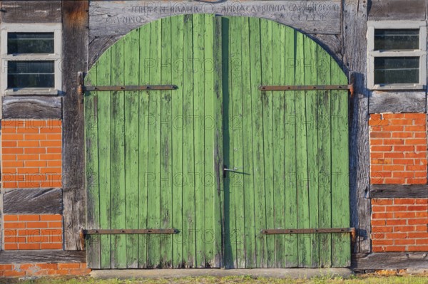 View of a barn door of an old farmhouse, Half-timbered, Historical, Böhme, Heidekreis, Rethem