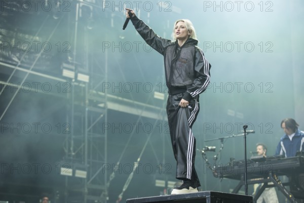 Emily Armstrong, lead singer of Linkin Park live on From Zero World Tour 2025 at the Olympiastadion