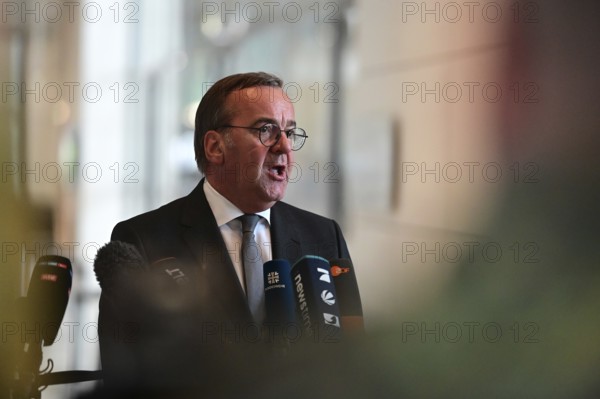 Defence Minister Boris Pistorius (SPD) informs media representatives about the increase in the