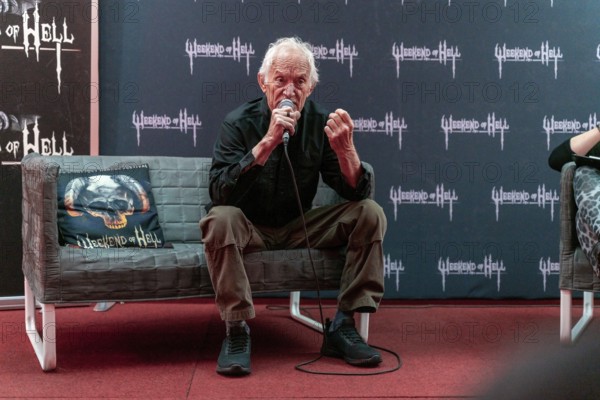 DÜSSELDORF-NEUSS, GERMANY, November 2nd 2019: Lance Henriksen (*1940, American actor, Alien,