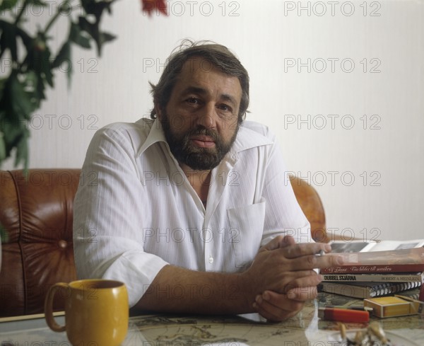 Cornelis Vreeswijk. Dutch-born Swedish singer songwriter, poet and actor. Born 8 august 1937 - 12
