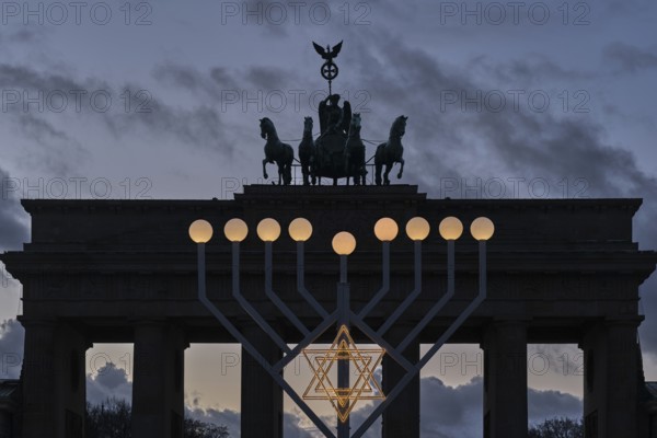 Germany, Berlin, 02.01.2025, Hanukkah candlestick Pariser Platz, in front of the Brandenburg Tor,