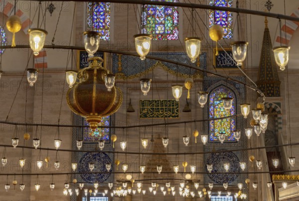 A picture of the colorful and gorgeous interior of the Suleymaniye Mosque, in Istanbul