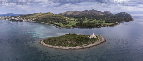 Beach and island of Alcanada, Club de Golf Alcanada, Alcudia, Majorca, Balearic Islands, Spain,