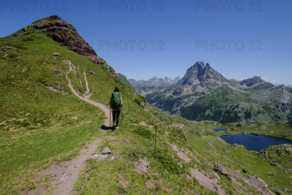 Trekker on Tour de l Ossau and Ayous lakes tour, Pyrenees National Park, Pyrenees Atlantiques,