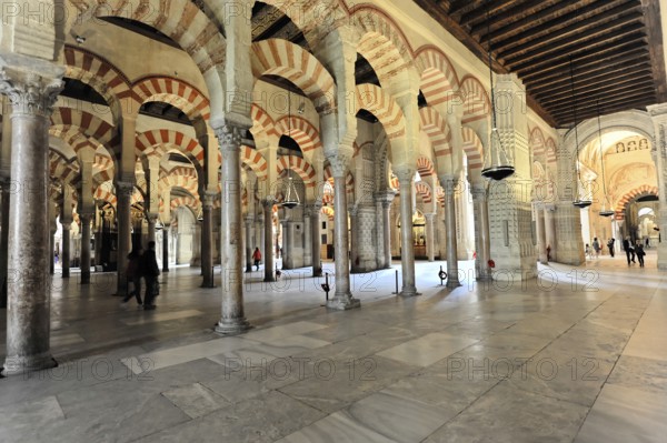 La Mezquita, Mosque, Cathedral of Cordoba, Cordoba, Andalusia, Spain, Europe, Interior with arches
