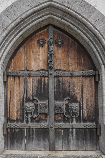 Main gate with iron fittings, Maria-Himmelfahrt church, Bad Wiessee, Upper Bavaria, Bavaria,