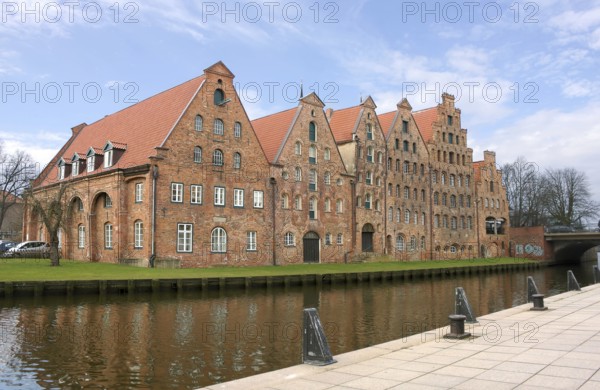 The salt reservoirs are a group of warehouses on the Lübeck Obertrave directly next to the