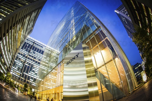Shinagawa office building. Shooting Location: Tokyo metropolitan area