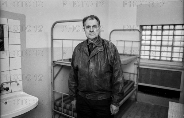 Germany, Berlin, 6 March 1992, Hohenschönhausen Stasi remand prison, Otto Ruhland, former prisoner