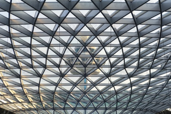 28.04.2019, Singapore, Republic of Singapore, Asia, View from the new Jewel Terminal to the control