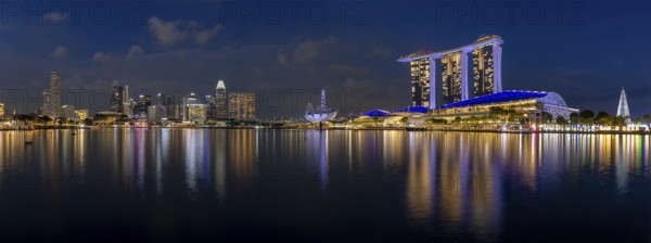 Panorama with Waterfront Promenade and Marina Bay Sands hotel complex, Marina Bay, Singapore,