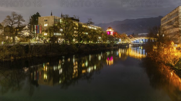 New town hall, Schwammerlturm, illuminated bridge over the river Mur, Waasenbrücke, night shot,