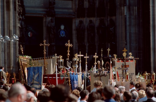Corpus Christi Procession, Cologne Cathedral, Cologne, North Rhine-Westphalia, Corpus Christi