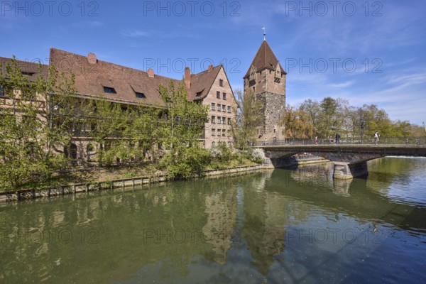 Schuldturm, river Pegnitz, bridge, historical buildings, house, trees, reflections, water surface,