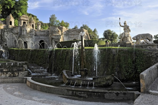 Fountain Fontana della Rometta e di Roma, Renaissance garden of Villa d'Este, water features,