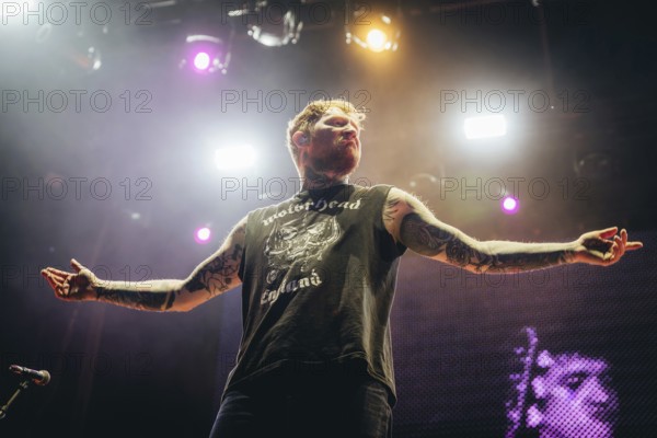 Frank Carter, singer of the Sex Pistols ft. Frank Carter live in the Berlin Zitadelle Spandau on 04