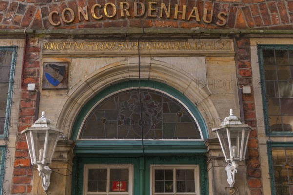 Entrance to the Concordenhaus, student fraternity T.V. Concordia from 1895, lamps, stained glass,