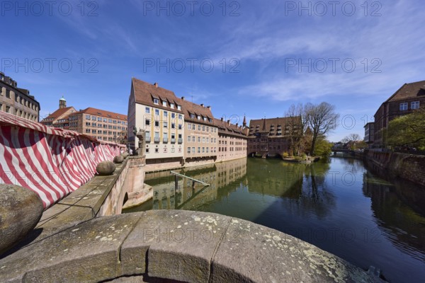 Pedestrian bridge, river Pegnitz, general architecture, Heilig-Geist-Spital, historical buildings,