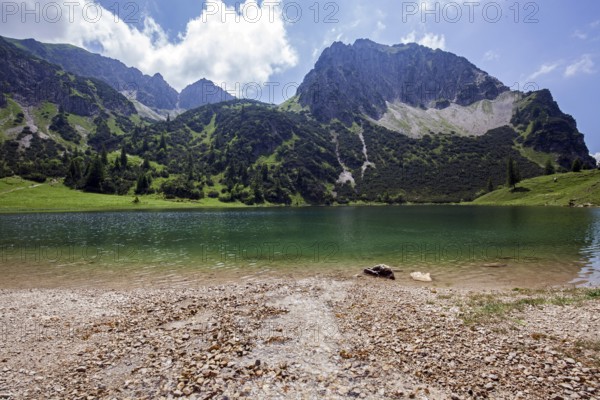 Lower Gaißalpsee, behind Rubihorn, near Oberstdorf, Oberallgäu, Allgäu Alps, Allgäu, Bavaria,