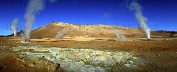 Steam wells, Namarskard, Hverfjell, Iceland, Steam wells, Sulfatarenfeld Namarskard, Iceland,