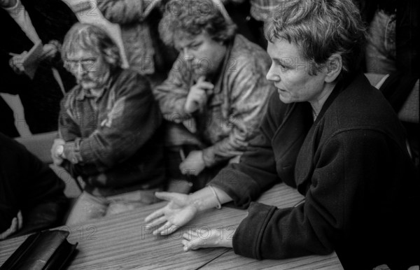 Germany, Berlin, 2 January 1992, (from left to right) Gerd Poppe, Lutz Rathenow, Bärbel Bohley,