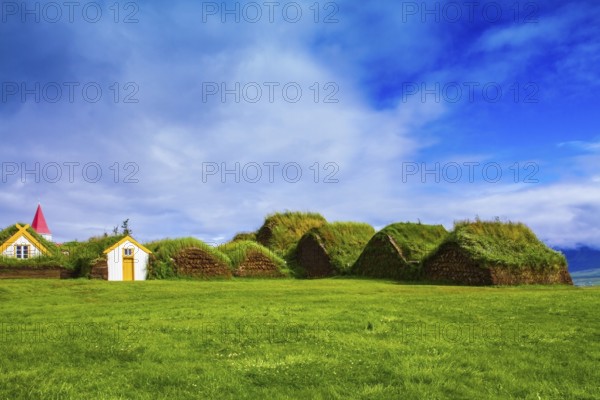 Backyard rural houses. The reconstituted village - Pioneer Museum - Viking. The village first
