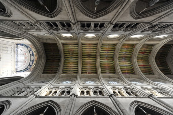Catedral de Nuestra Señora de la Almudena, Santa María la Real de La Almudena, Almudena Cathedral,