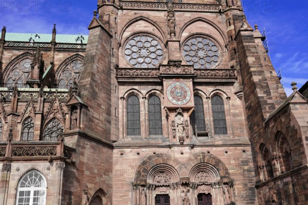 Strasbourg Cathedral, Cathedral of Our Lady, Cathédrale Notre-Dame, Cathedral, Detailed view of a