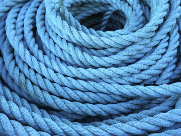 Blue cordage